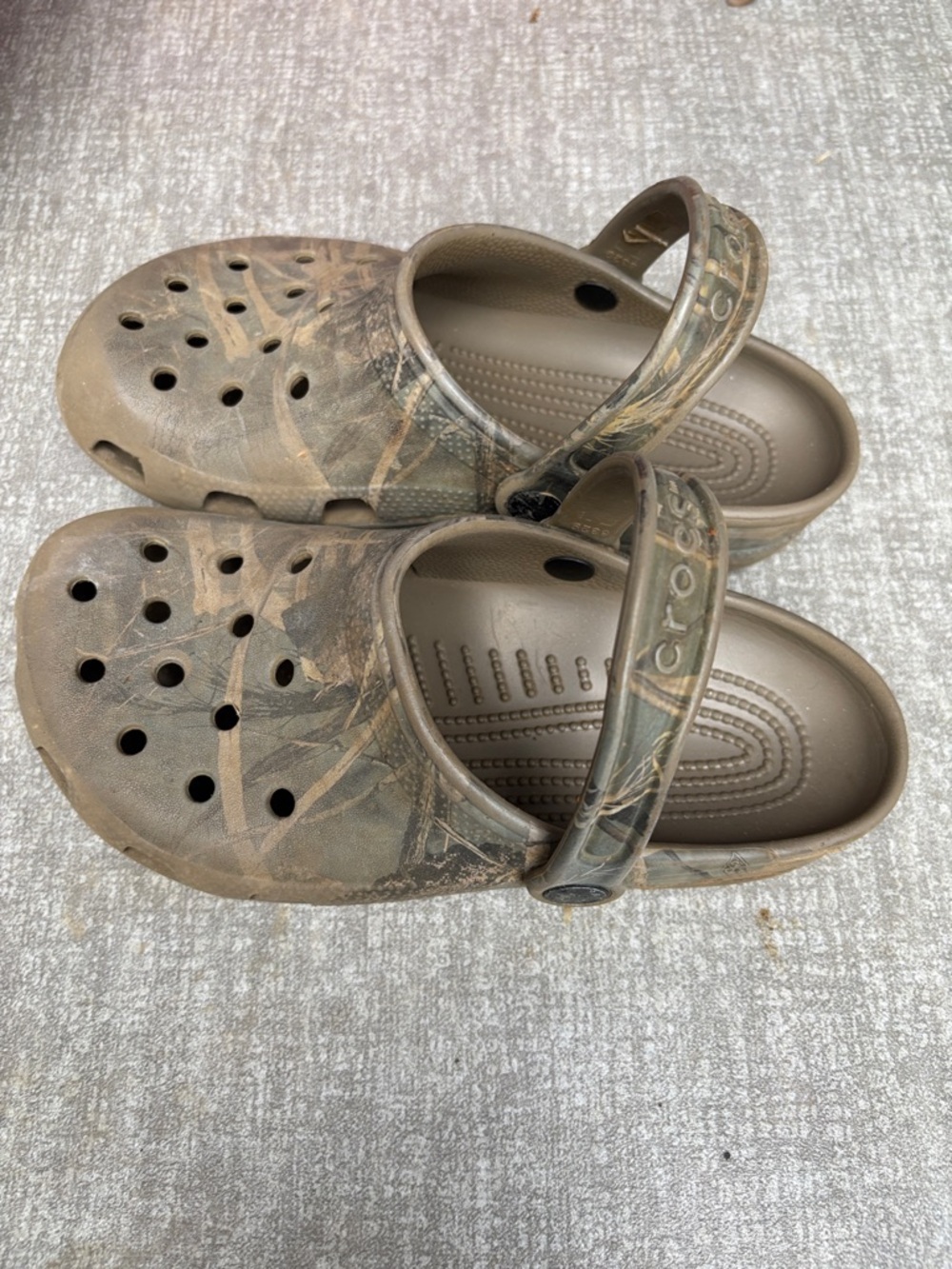 Bundle of Camouflage Slip-On Clogs - Pair (Brown & Green Camo) - Picture 3 of 11
